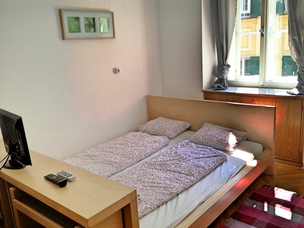 Apartment Jakominiplatz Graz Habitación foto